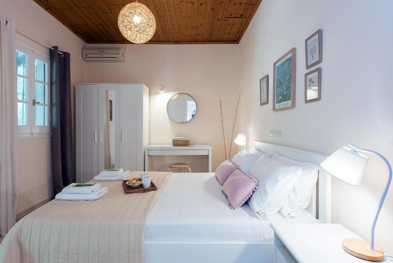 Villa Lofos Kassiopi Bagian luar foto
