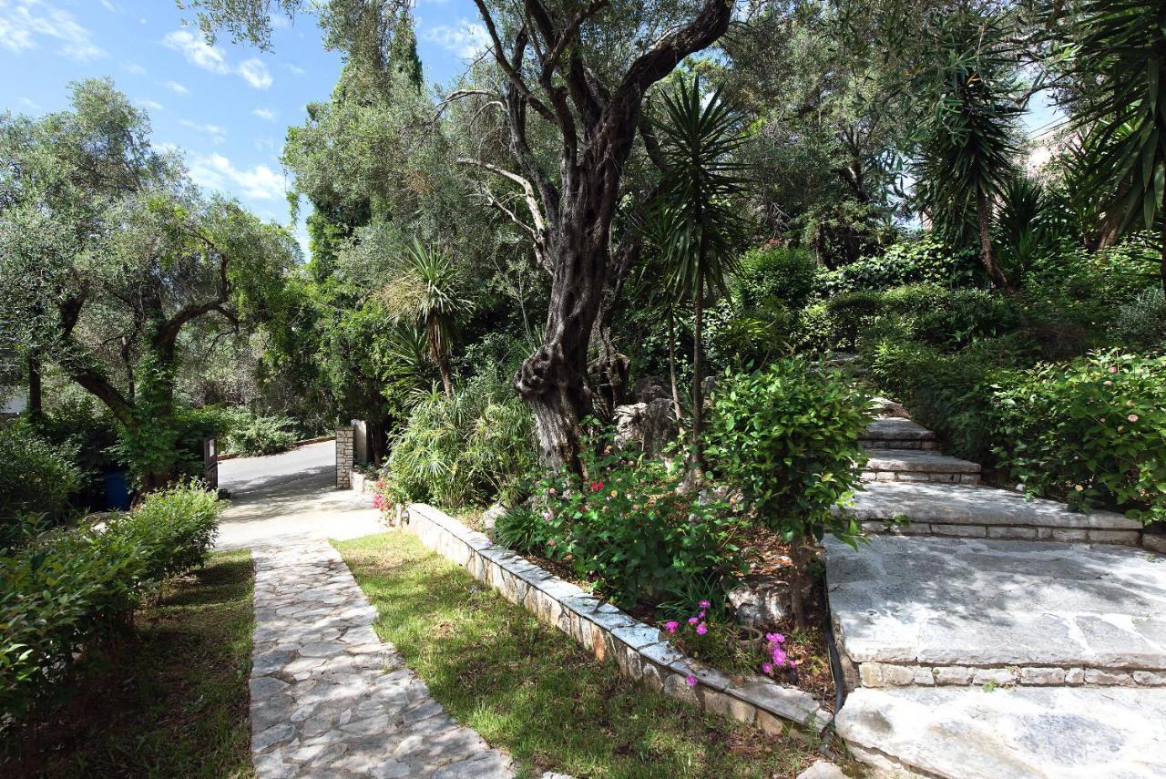 Villa Lofos Kassiopi Bagian luar foto