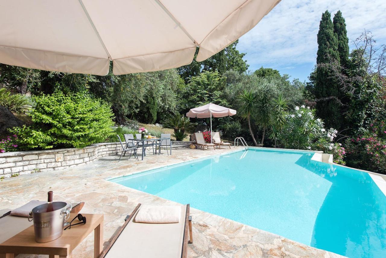 Villa Lofos Kassiopi Bagian luar foto