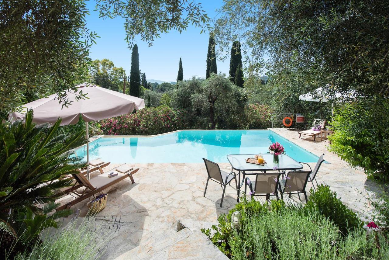 Villa Lofos Kassiopi Bagian luar foto